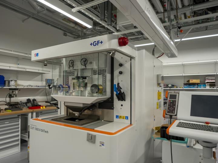 AgieCharmilles Cut 1000 EDM